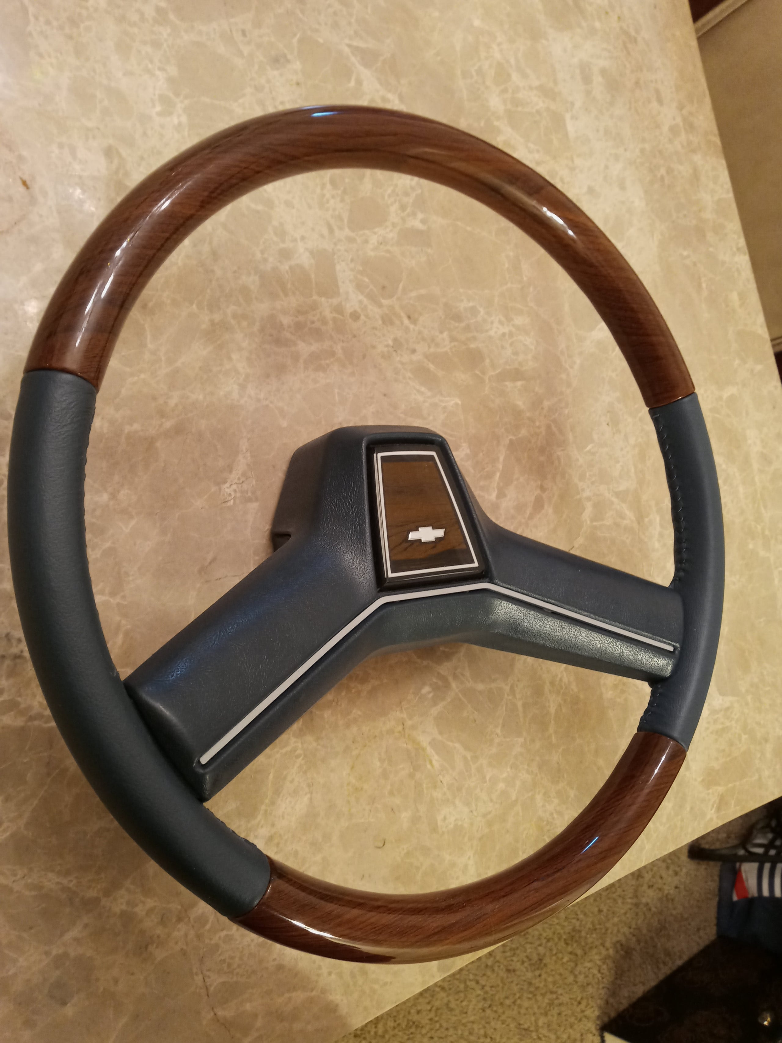CAPRICE WOODGRAIN STEERING WHEEL WALLS AUTO UPHOLSTERY ACCESSORIES