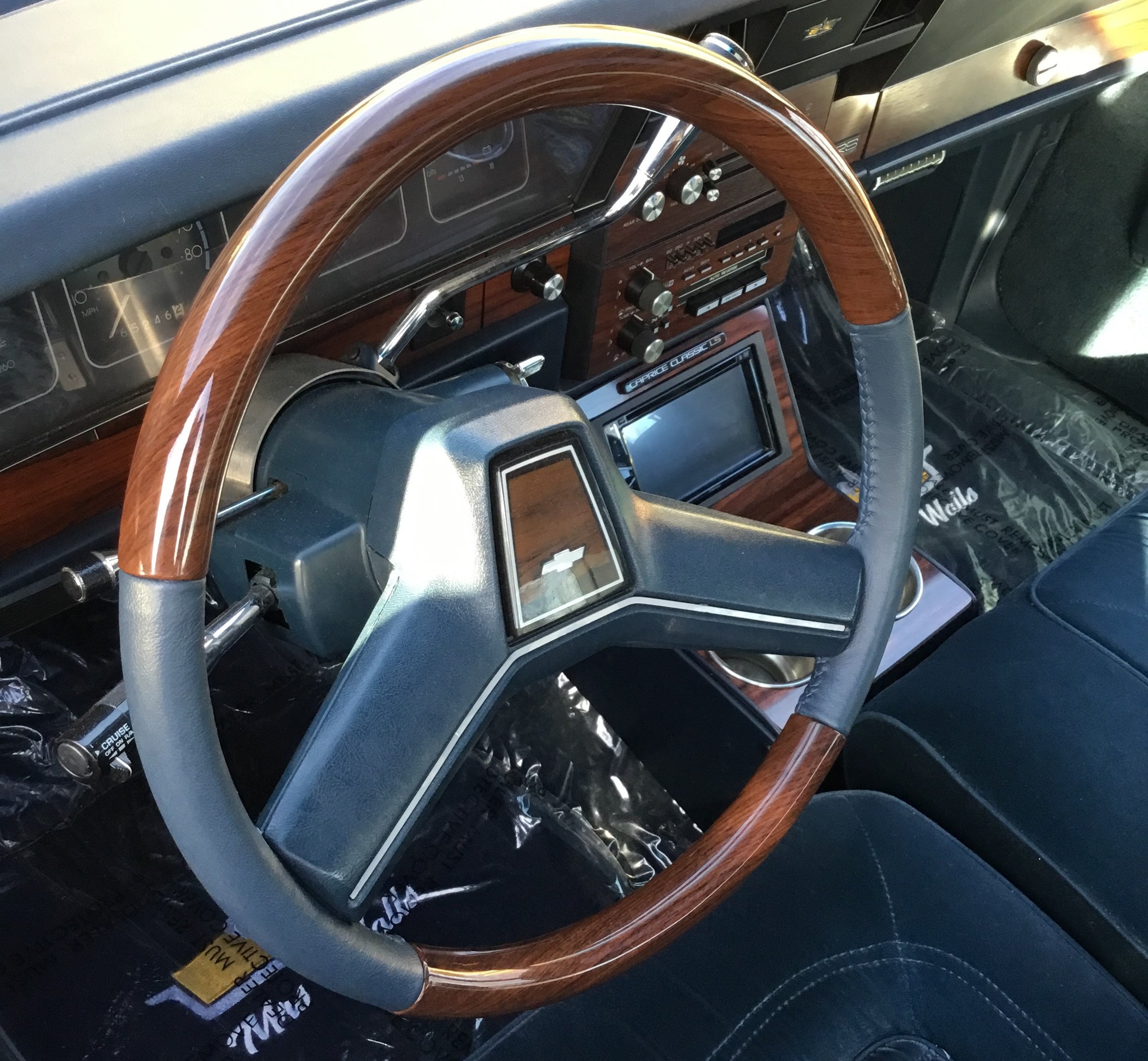 Custom chevy caprice steering wheels hotsell